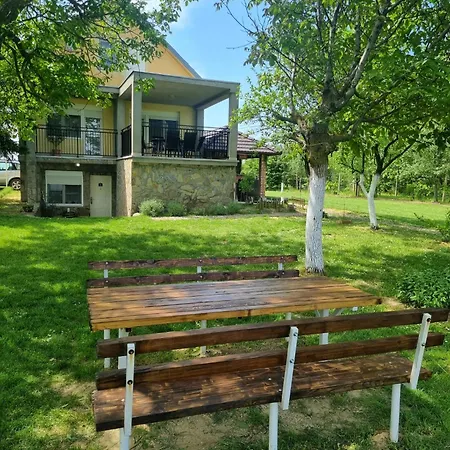 Casa Horizont Semesterbostad *